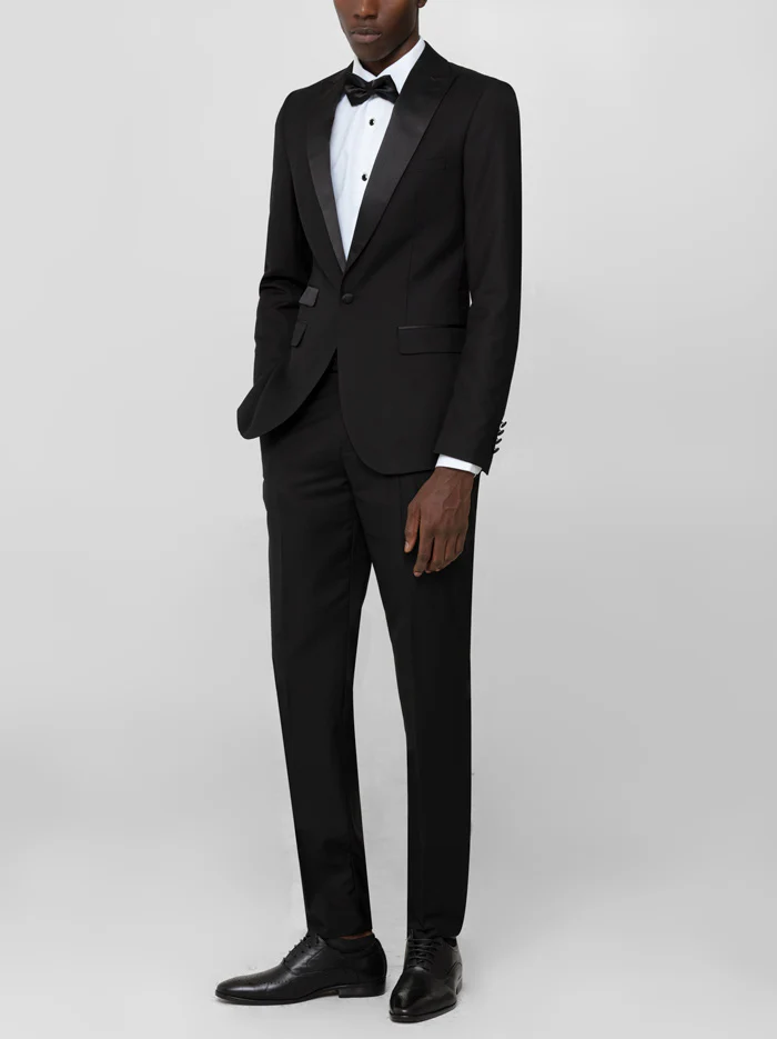 Black Peak Lapel Ticket Pocket Tuxedo