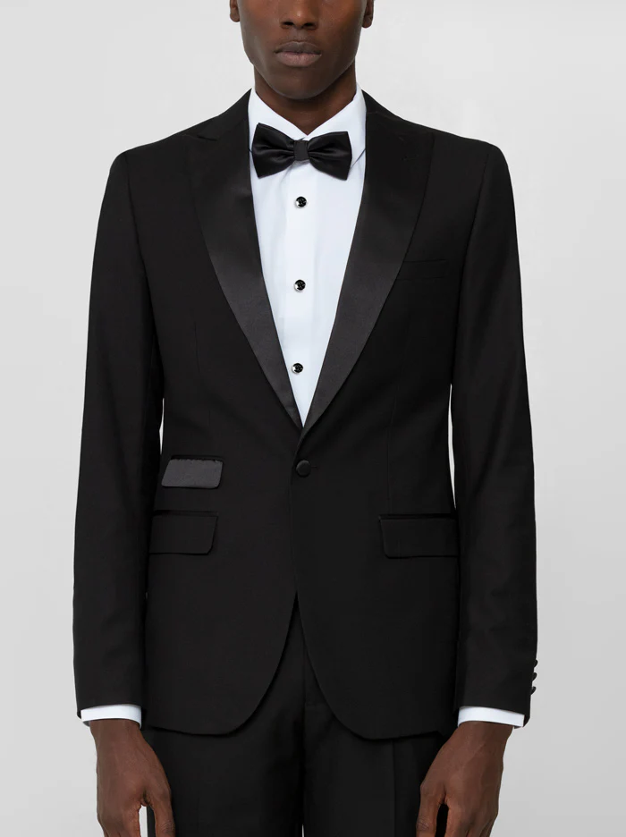 Black Peak Lapel Ticket Pocket Tuxedo - Image 3